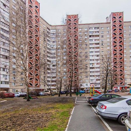 Уютная, Просторная Видовая Трехкомнатная Квартира Возле Метро Академгородок На 6 Мест Kiev Extérieur photo